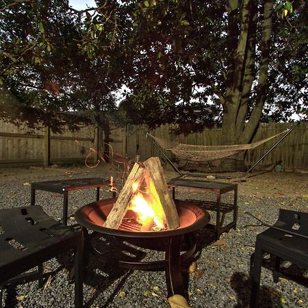 Spacious Bungalow With 6 Beds, Games, And Fire Pit - Close To Beale Street, Bbq, Graceland, & Liberty Bowl Memphis Exterior foto